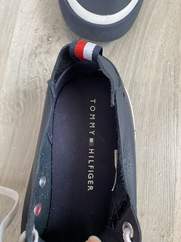 Męskie sneakersy trampki tenisówki Tommy Hilfiger r 42