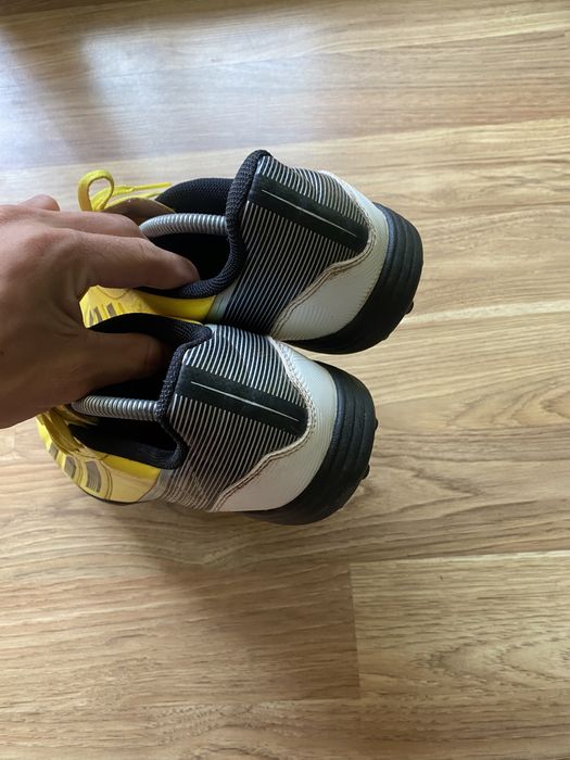 Оригінальні сороконожки adidas F50