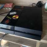 Ps4 500gb+ 10 gier