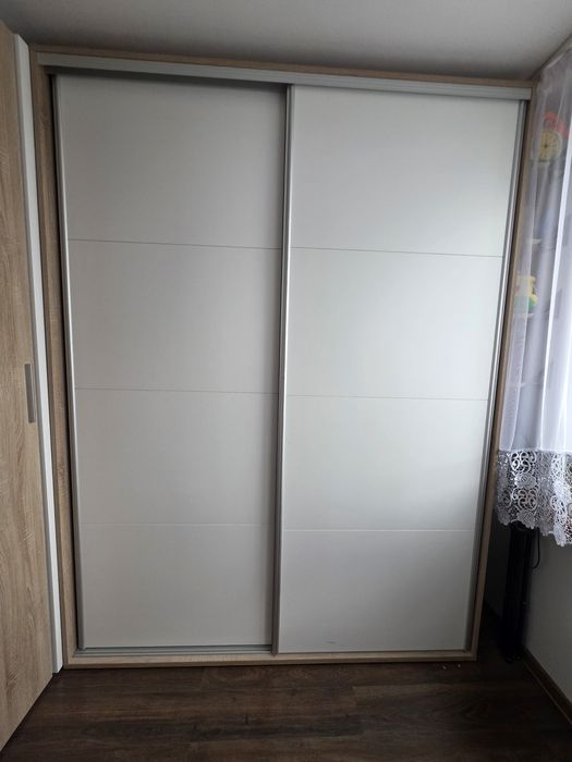 Szafa 180cm Dąb sonoma z drzwiami przesuwnymi BRW