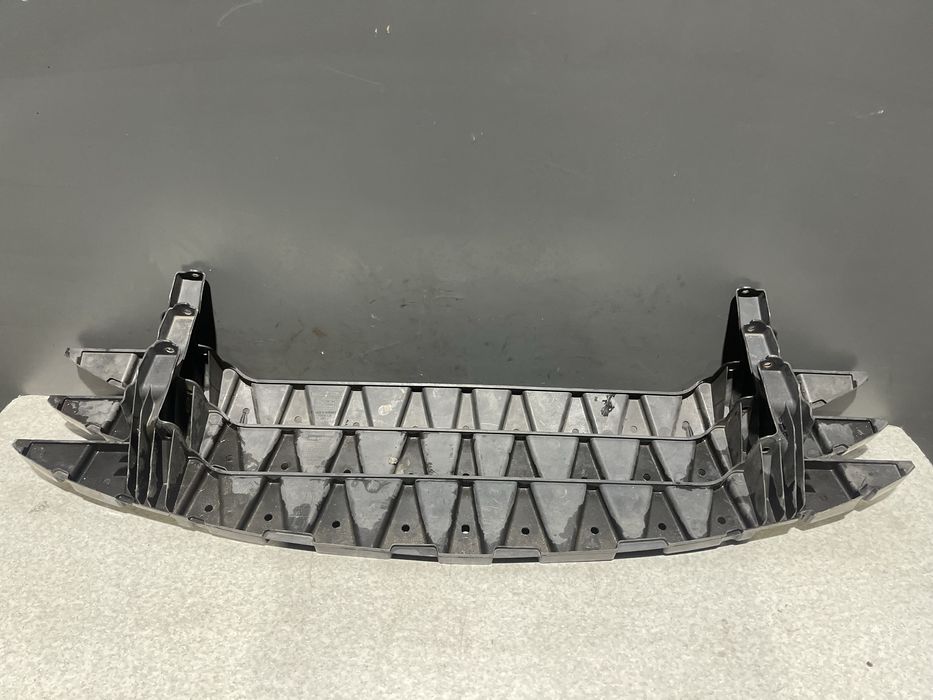 Передний усилитель бампера Тоуран підсилювач телевізора Touran буфер