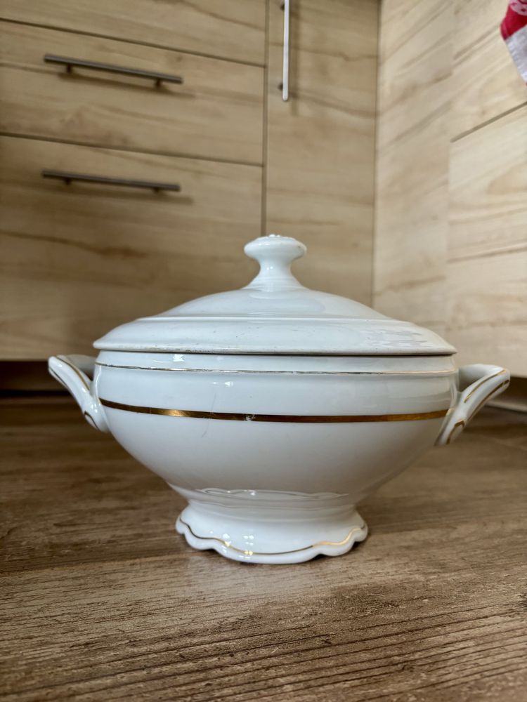 Duża porcelanowa Waza na zupę PRL