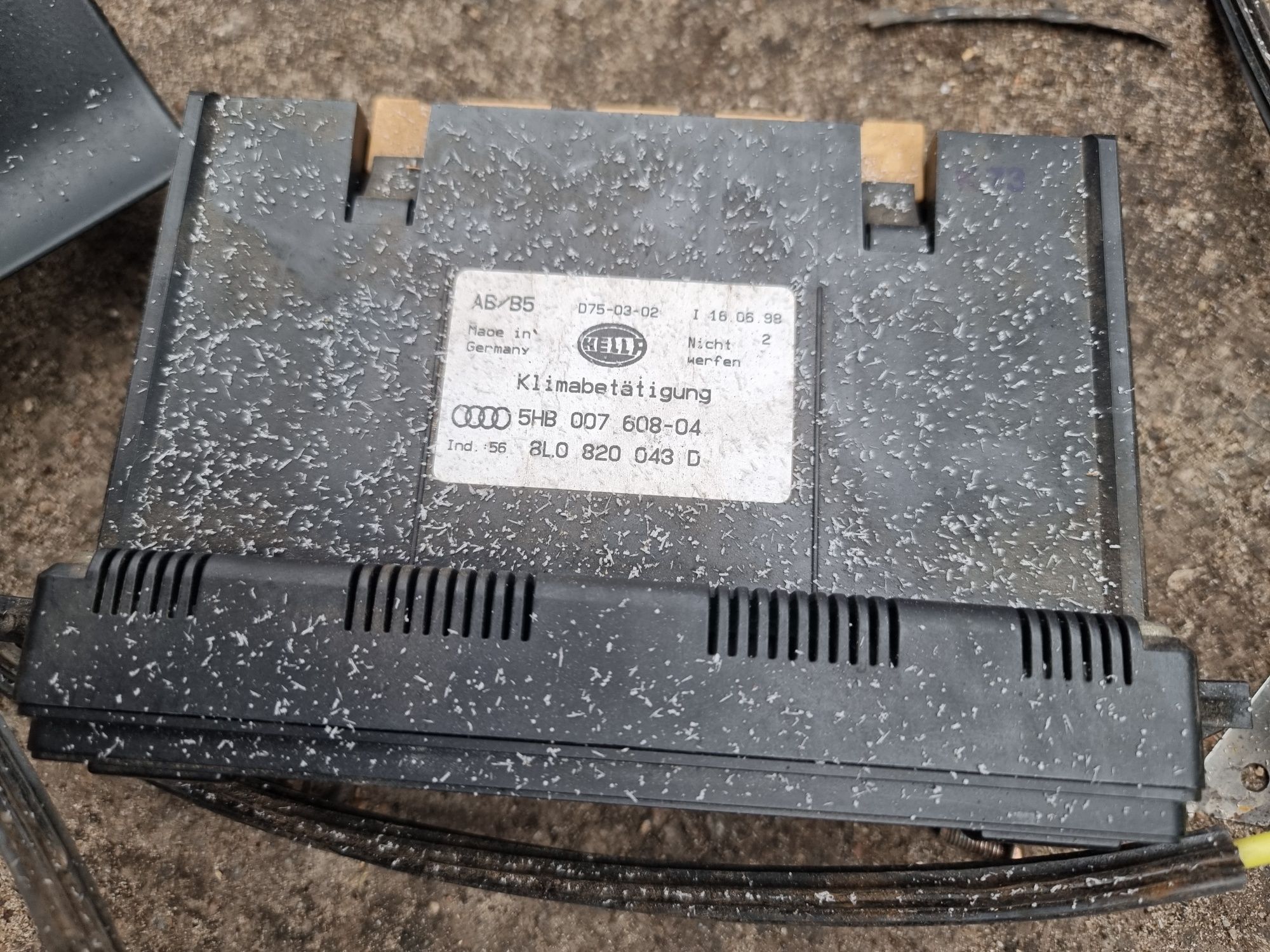 Замок дверной audi a4b5
