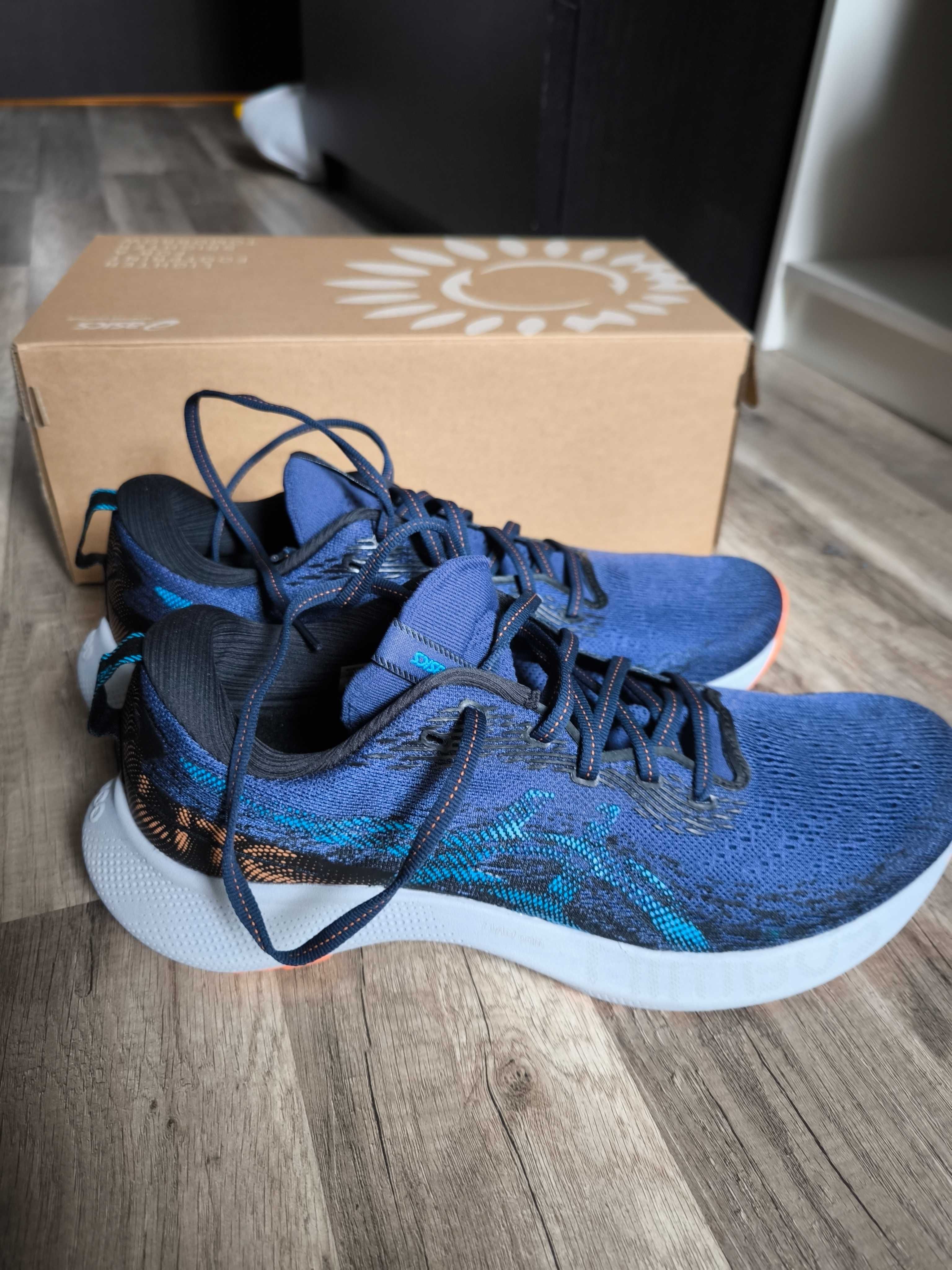 Nowe ASICS NIMBUS LITE 3 buty do biegania