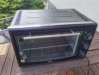Piekarnik grill przenośny.