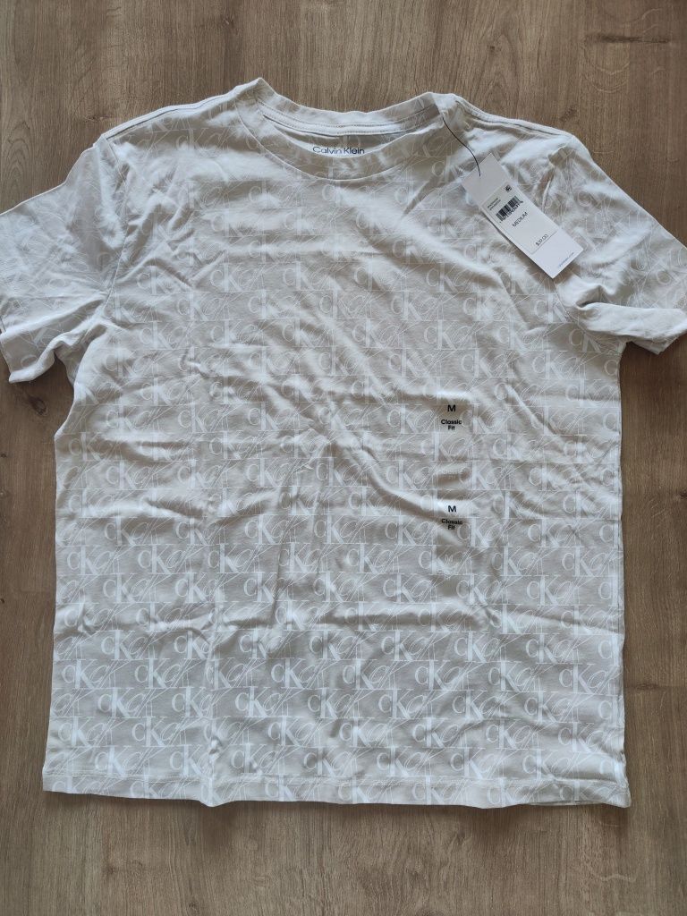 Nowa koszulka Calvin Klein rozmiar L