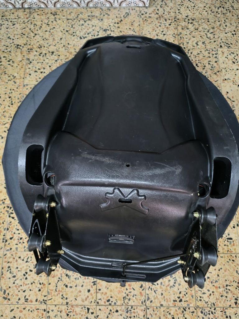 Backet original Can am Maverick X3