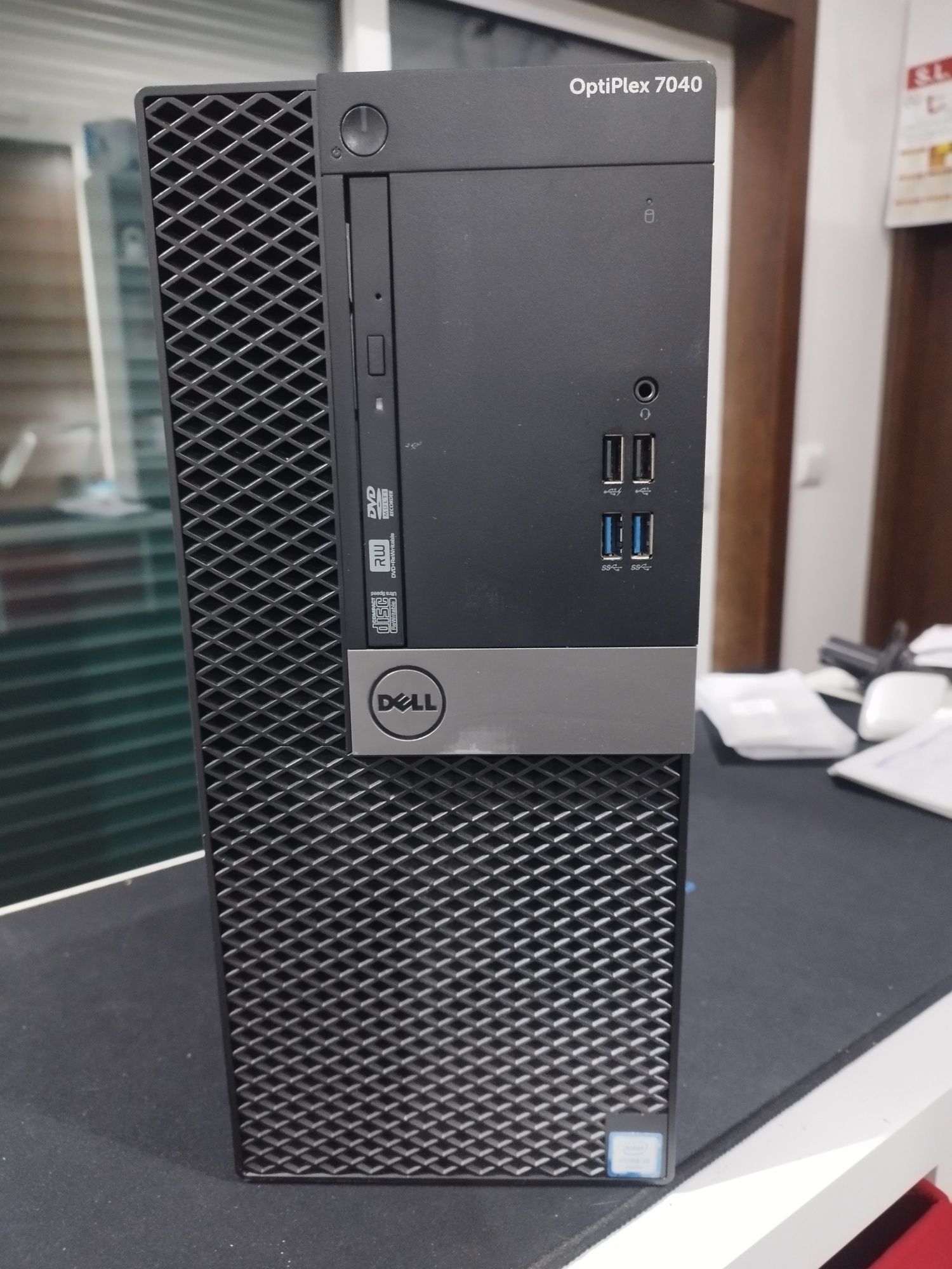 Computador  com excelente desempenho - Trabalho / Estudos etc