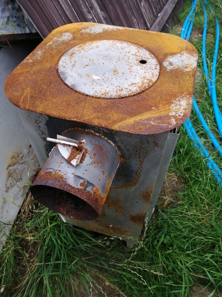 Piec kominek koza