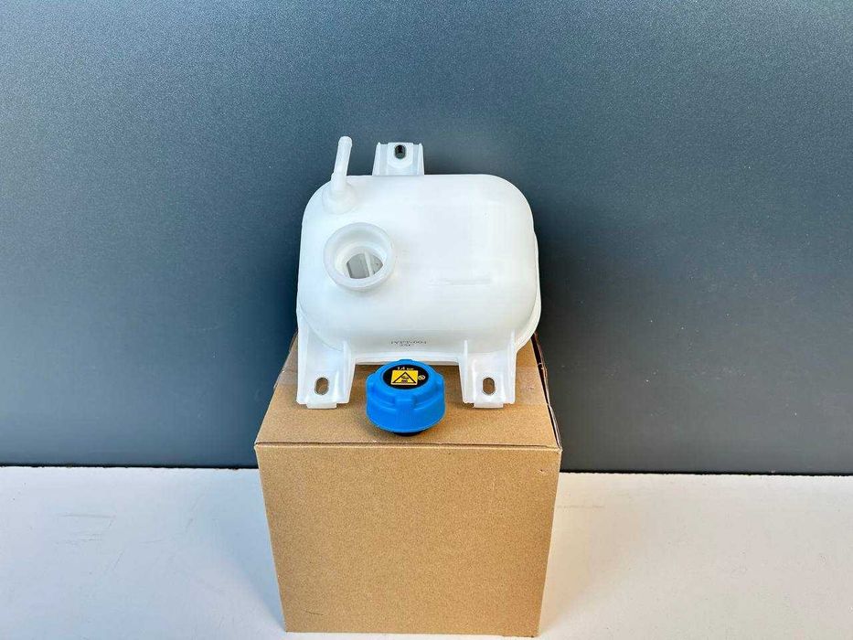 Розширювальний розширительний бачок Fiat Doblo Фіат Добло кришка