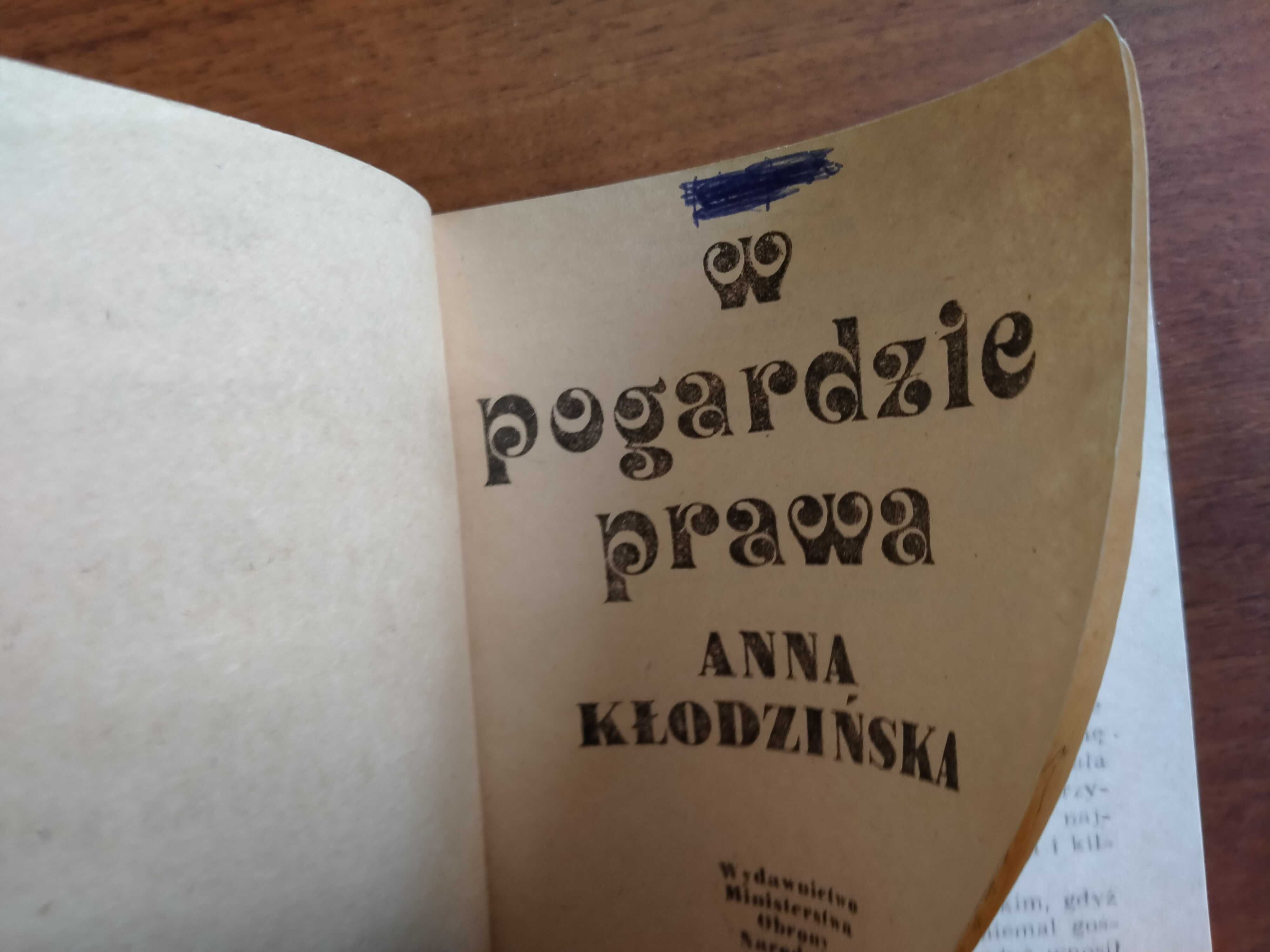 W pogardzie prawa, Anna Kłodzińska, kryminał, PRL, seria Labirynt