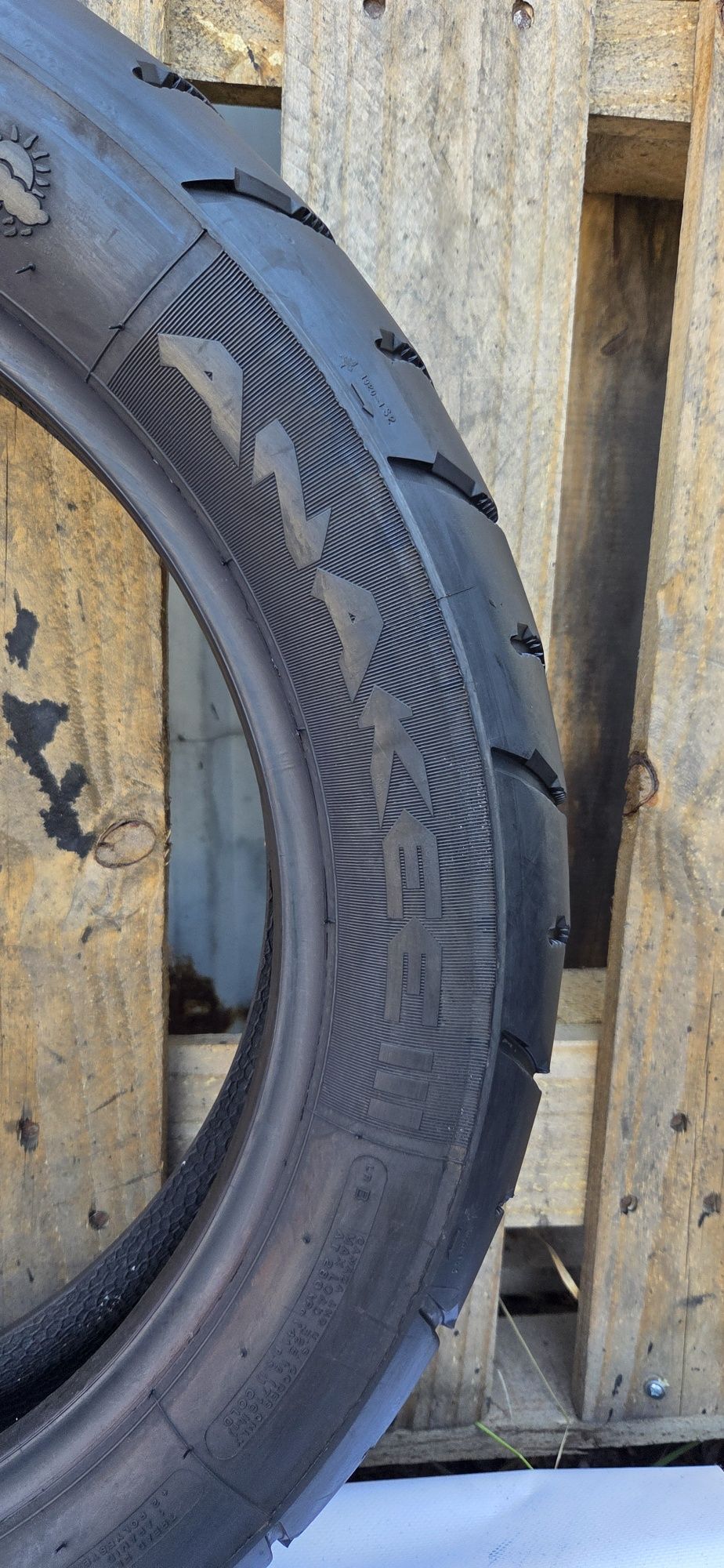 Моторезина michelin anakee 3 140 80 r17