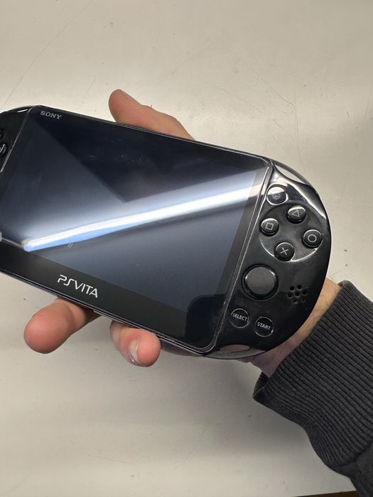 Psvita slim (Desbloqueada, 128Gb) + Carregador (PSP+NDS+Ps1+N64+Psvit)