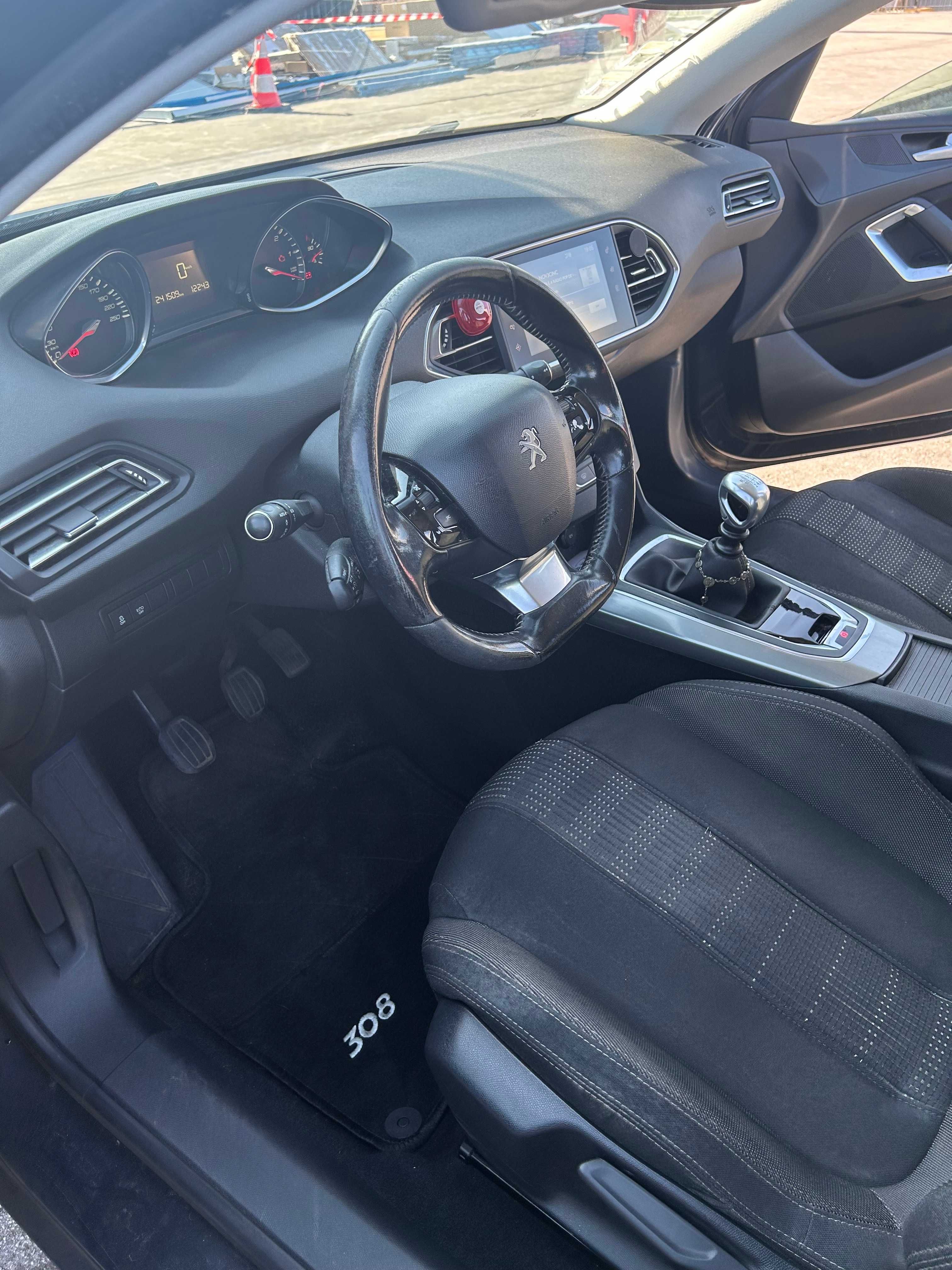 Peugeot 308 1.6HDi 118cv 2015