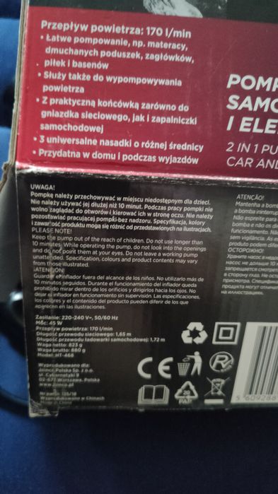 Materac dmuchany duży. Poduszka dmuchana. Piłka i pompka elektryczna.
