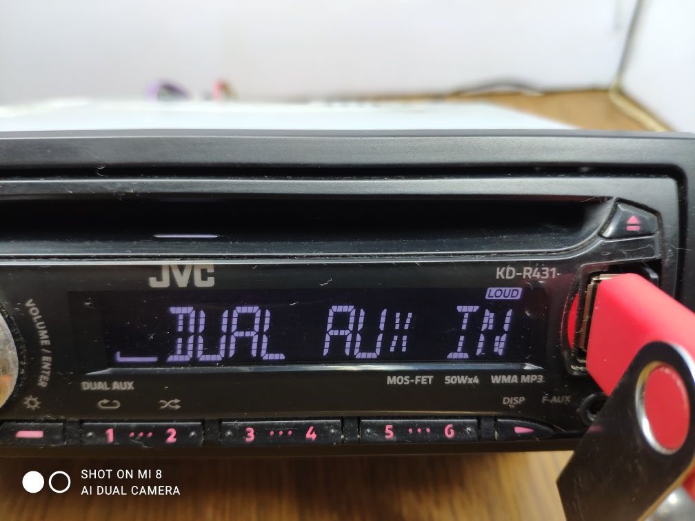 Автомагнітола JVC KD-R431 оригінал з Німеччини USB AUX FM RADIO MP3