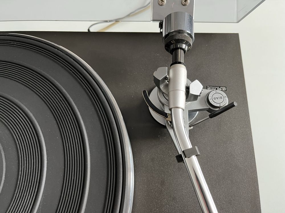 Gramofon sansui sr222