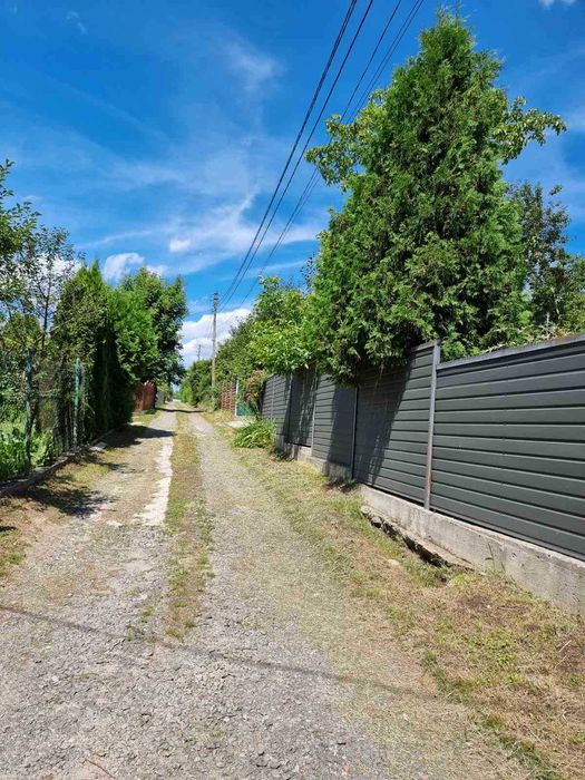 Продається 2-х поверховий будинок 10км від Львова село Липники