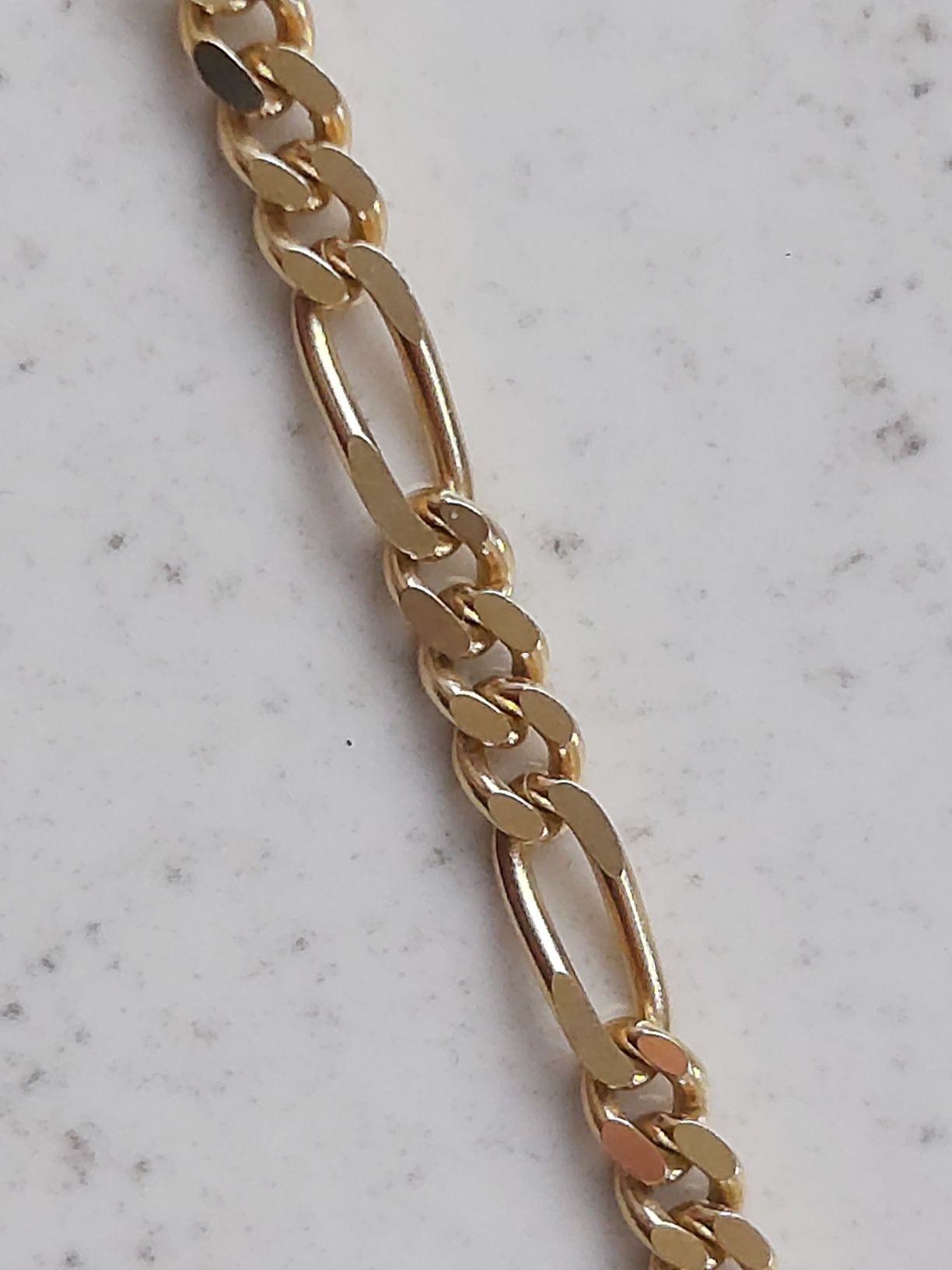 Złoty 585 łańcuszek figaro, 45cm.