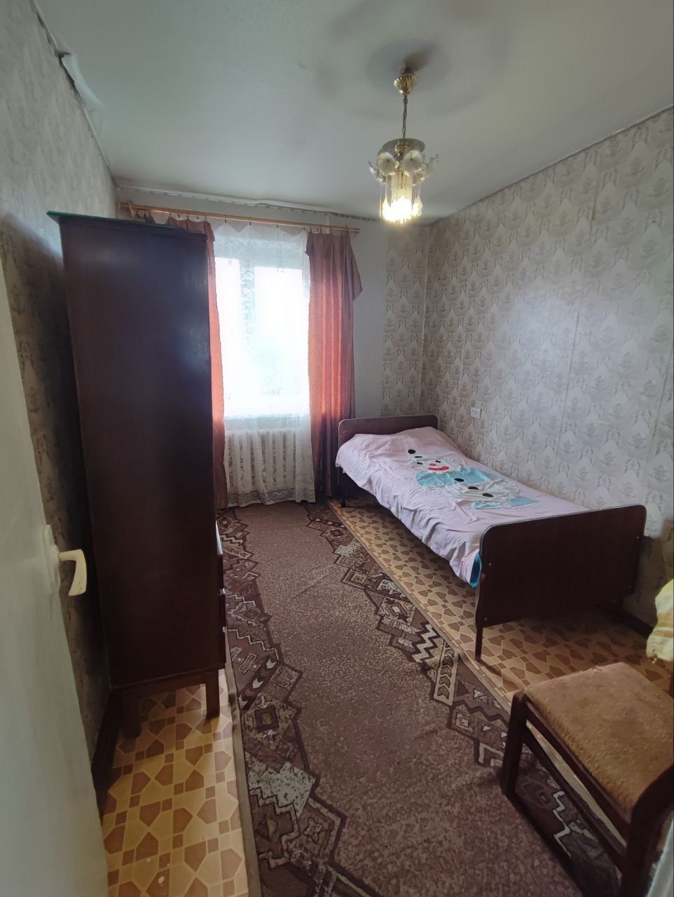 Продам 3-комнатную квартиру в жилом состоянии на Циолковского, Шостка