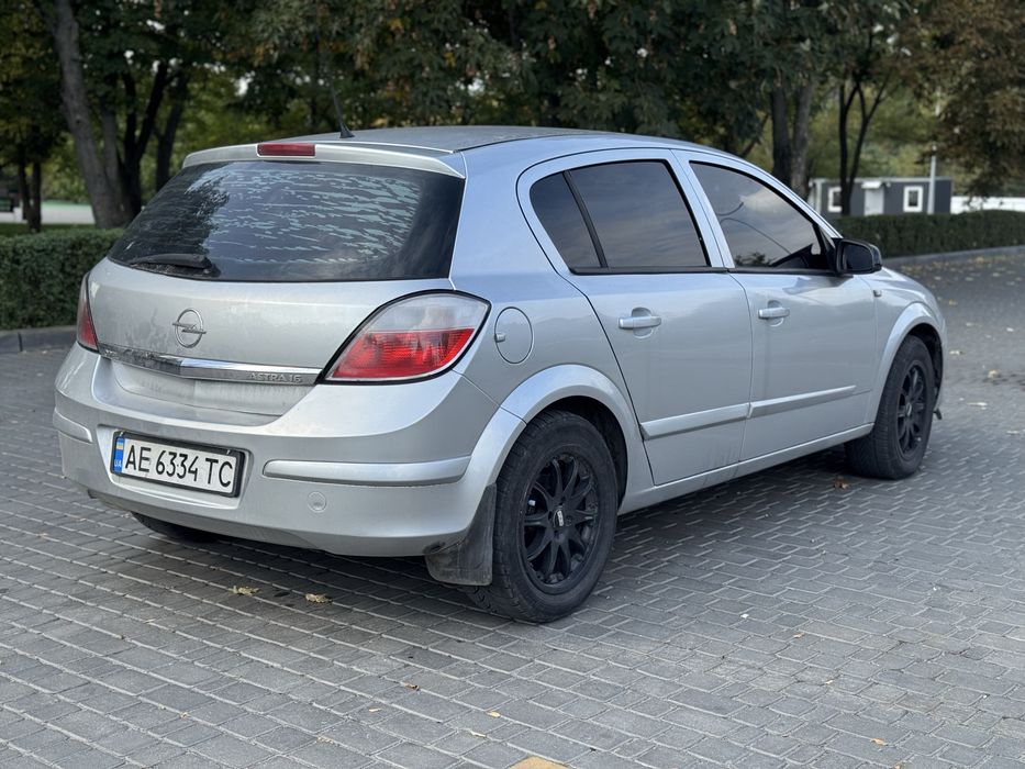 Opel Astra H 1.6 Газ Бенз