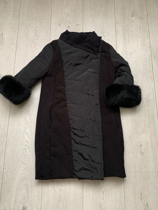 Пальто з хутром…