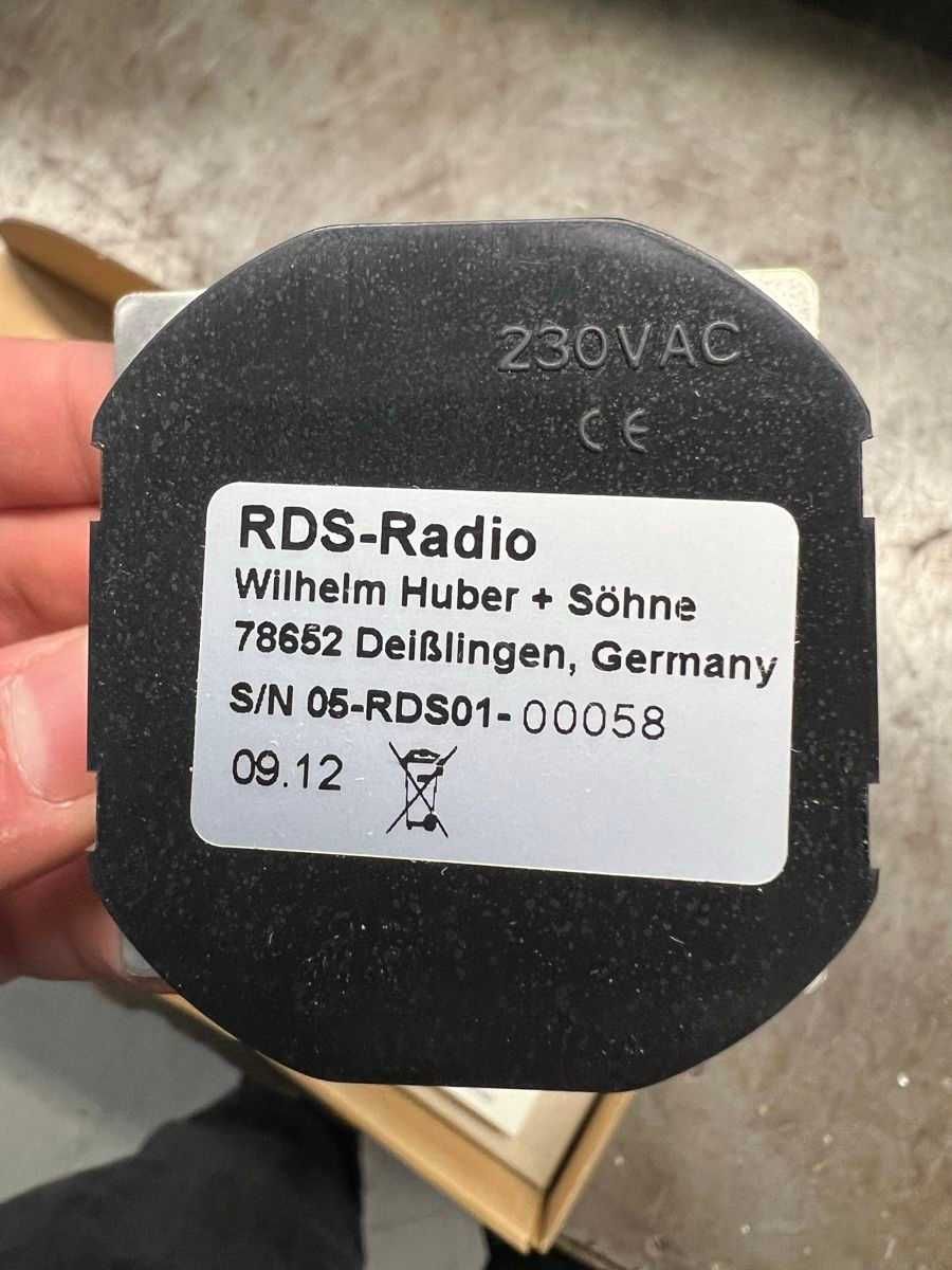 Радиоприемник скрытого монтажа WHD RDS