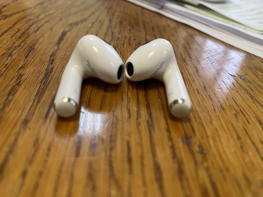 AirPods (3rd generation)