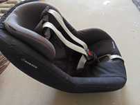 Fotelik Maxi Cosi plus baza isofix