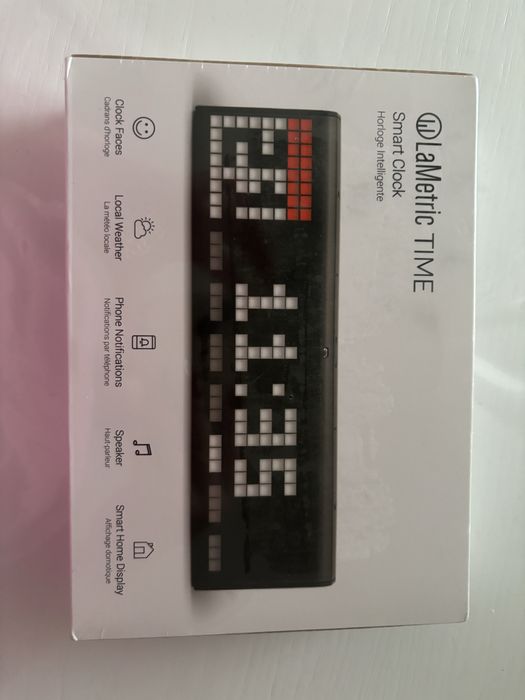 Годинник LaMetric Time