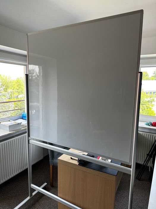 Dwustronna tablica magnetyczna 120 x 90 cm