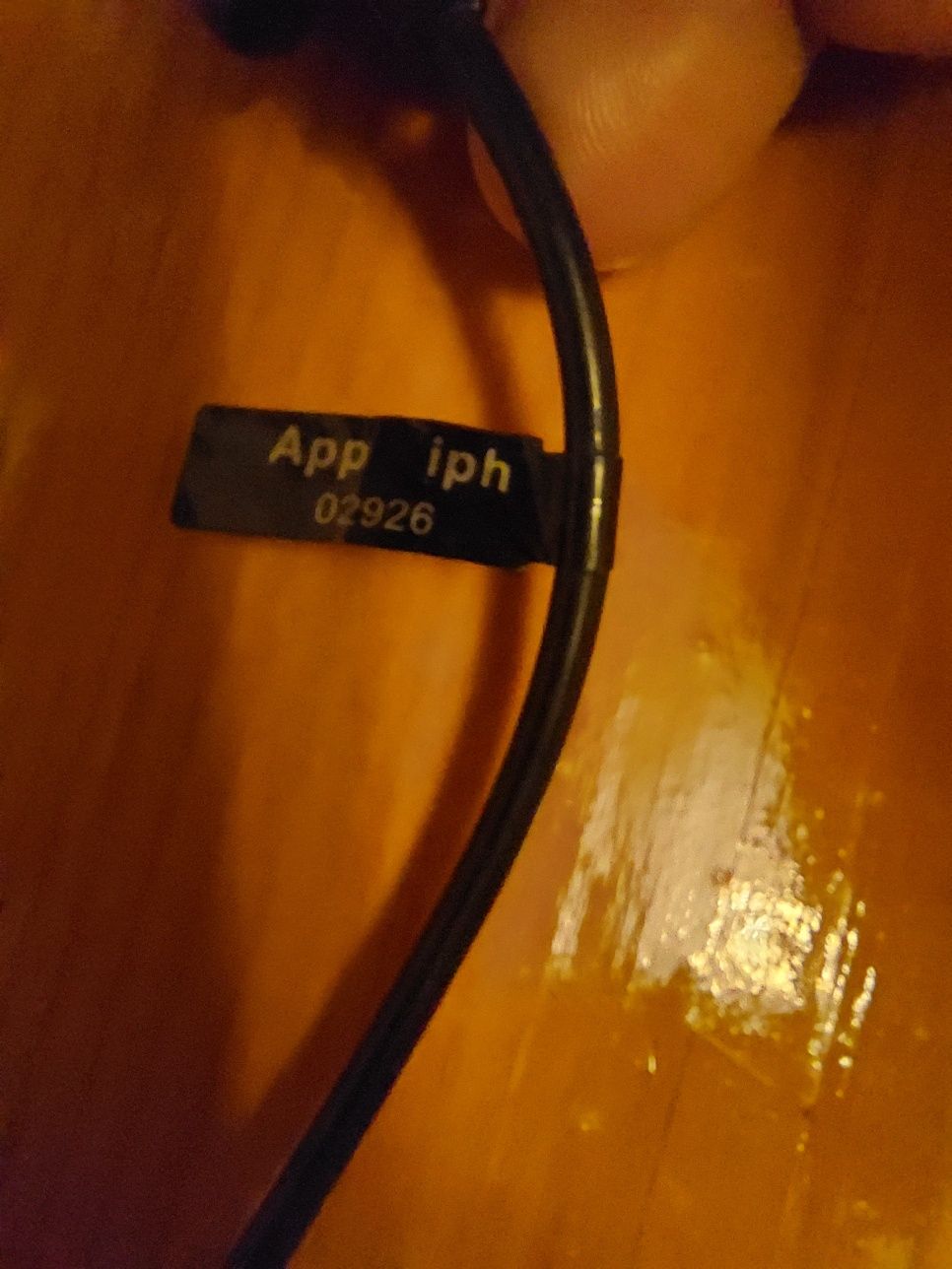 Автомобільна зарядка для Apple 30 pin.