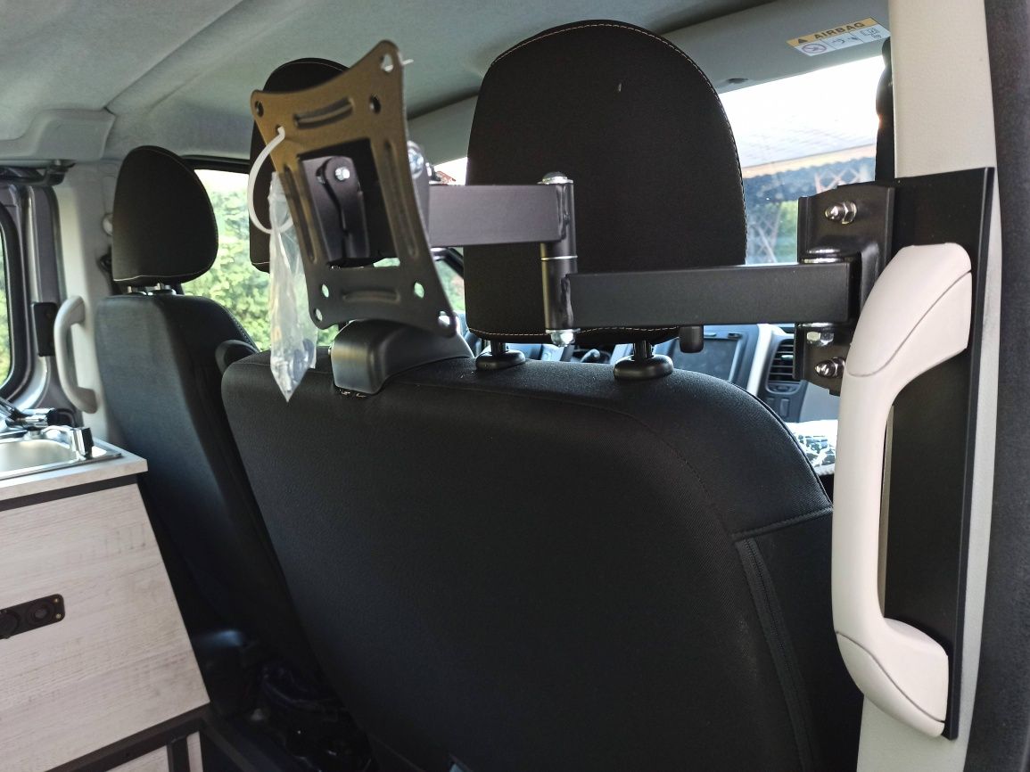 Uchwyt TV do Vivaro, Trafic, Primastar, Fiat Talento, Nissan NV300.