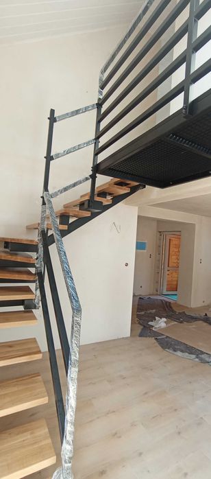 Schody wewnętrzne kompletne