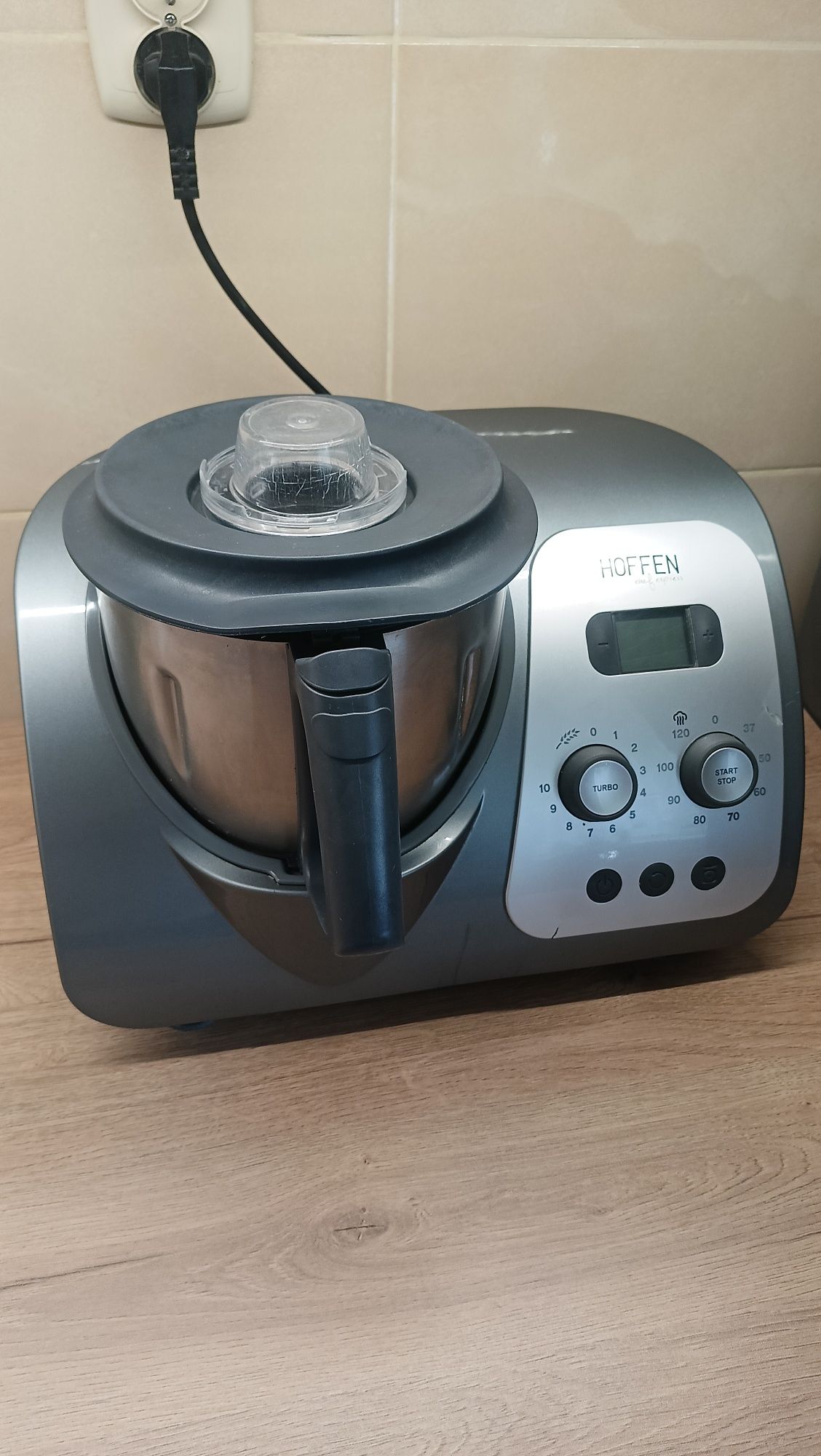 Robot wielofunkcyjny hoffen