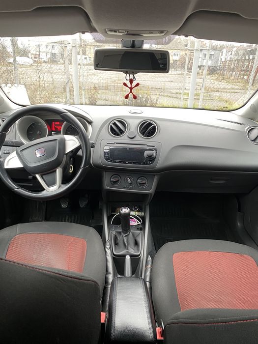 Seat Ibiza 2011 рік 1.6 Дизель