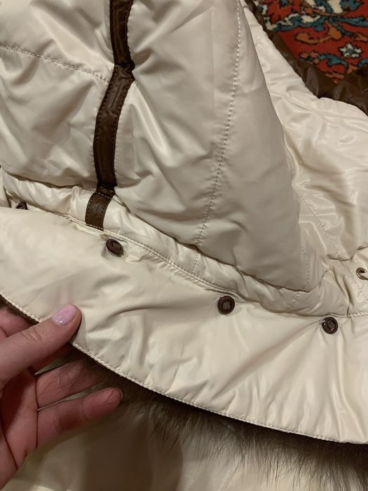 Куртка зимова пуховик молочний