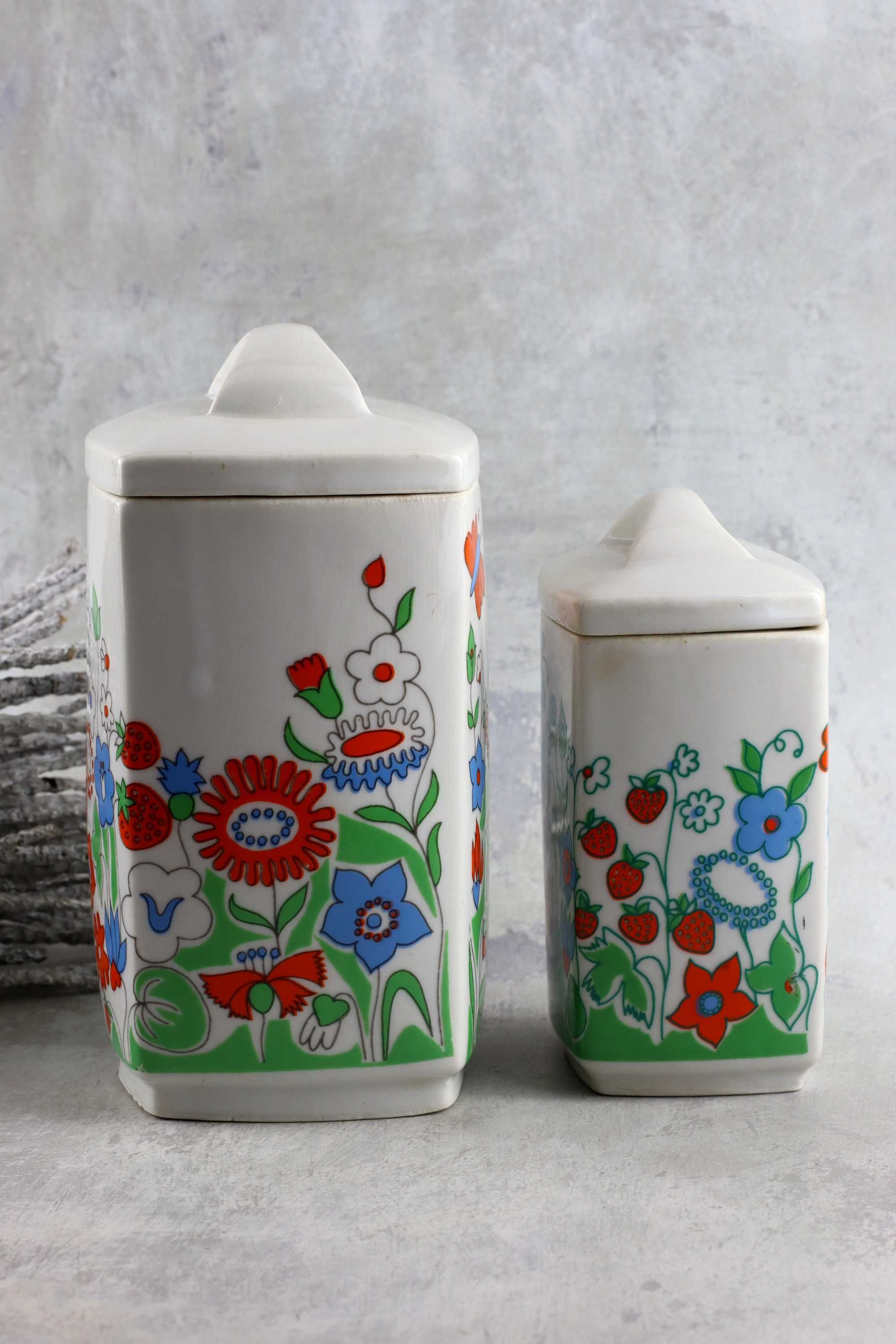 Zestaw dwóch pojemników Bogucice porcelana prl retro vintage pojemnik