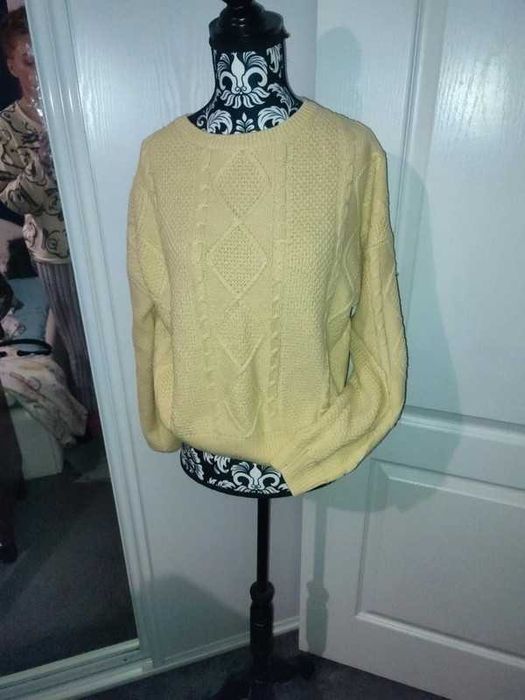 sweter damski rozm. S firmy Sinsay