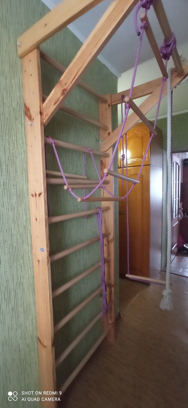 Шведська стінка дитяча
