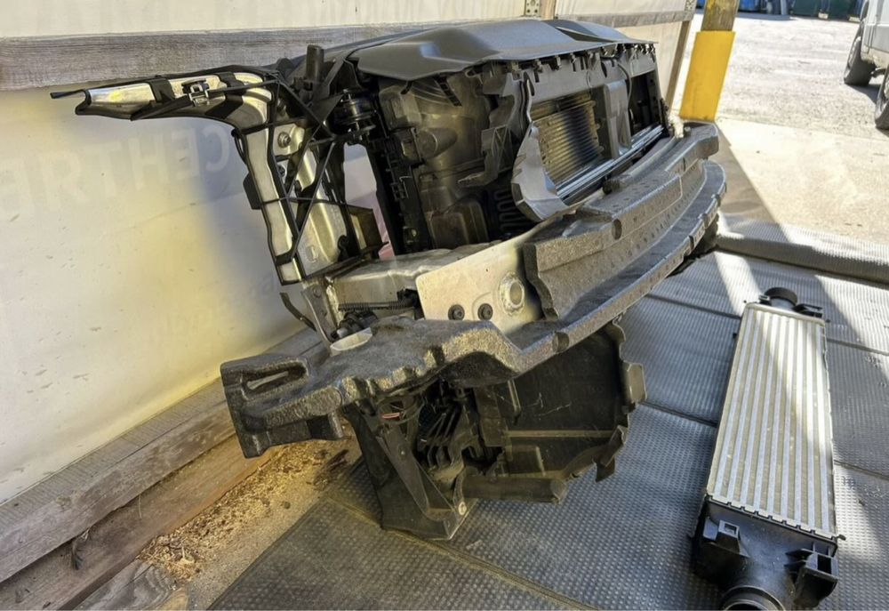 Телевізор панель радіатори AUDI A5 a4 f5 b9