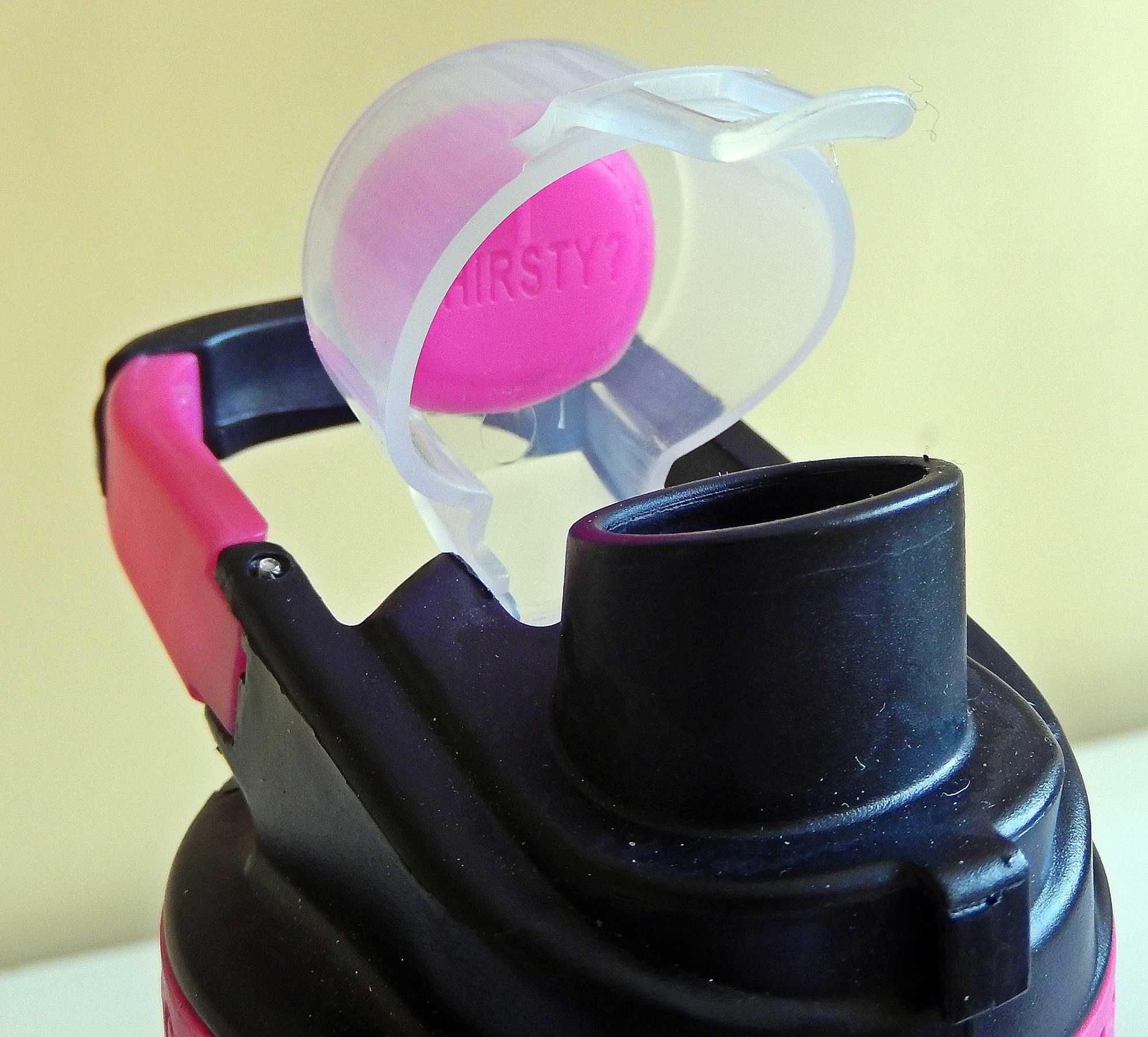 Shaker proteinowy Cool Gear, 24 uncje, różowy, ze sprężyną. Z Tritanu®