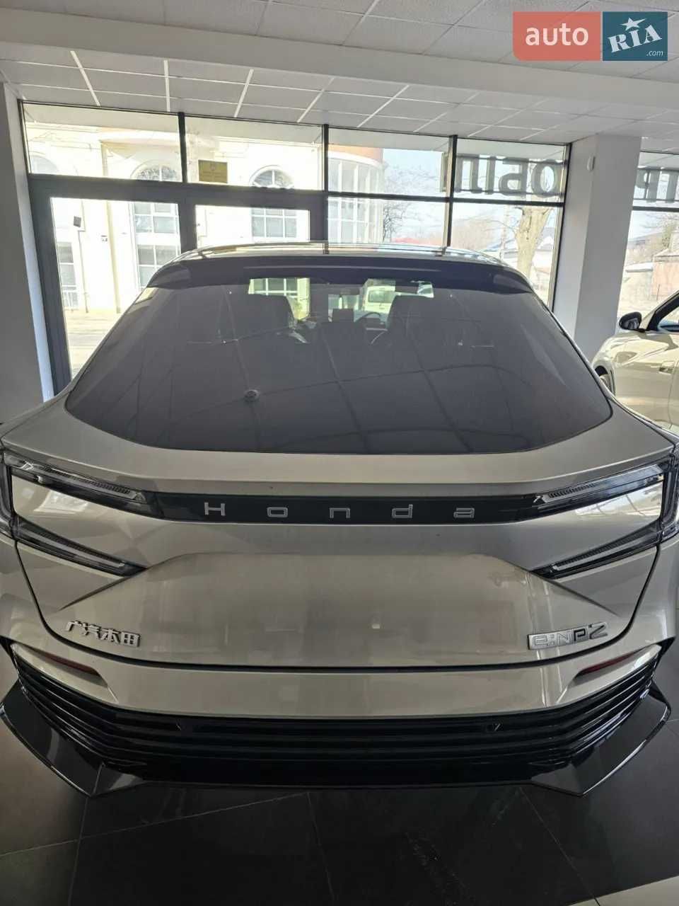 Honda e:NP2 2024