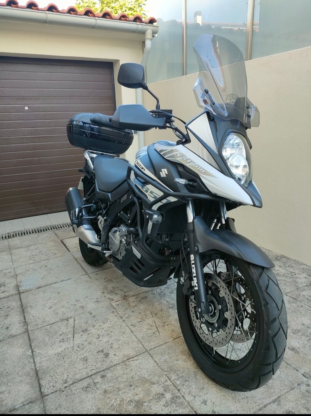 Suzuki V-Strom 650 XT