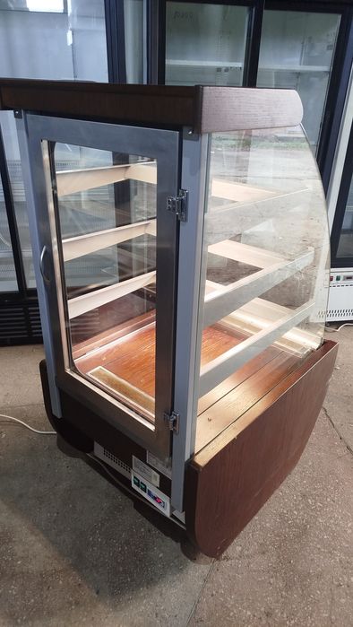 Витрина холодильная. Эксклюзив. 70.см ширина.