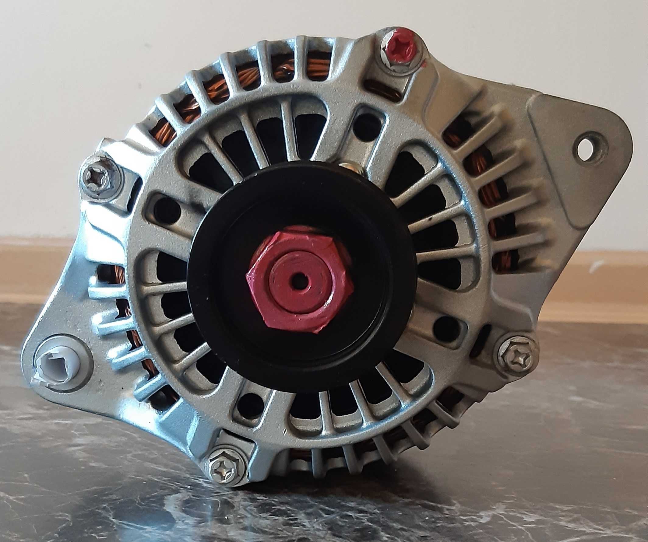 Alternator Suzuki: Grand Vitara 2.0,  SX4 1.5 i 1.6, Swift 1.3