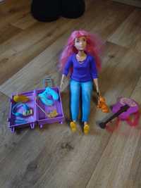 Barbie Daisy z kotkiem, gitarą, otwieraną walizką