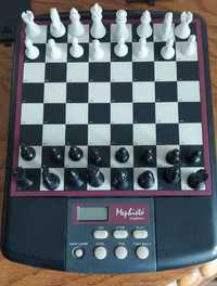 Электронный настольный шахматный компьютер класса E!