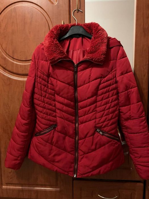 Курта  Reserved зимова жіноча. Розмір 40