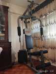 Máquina de musculação.